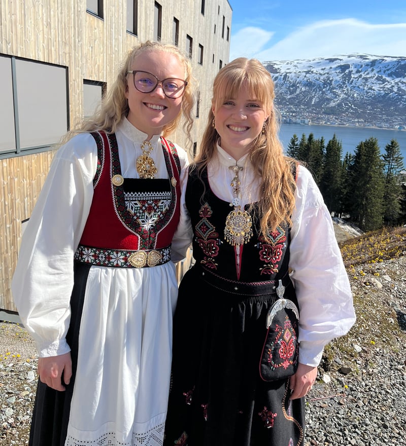 MargitNikolineLangballe_SaraMarieLangvatnKrumsvik_NFFs_studentpris_2024_1000x1100