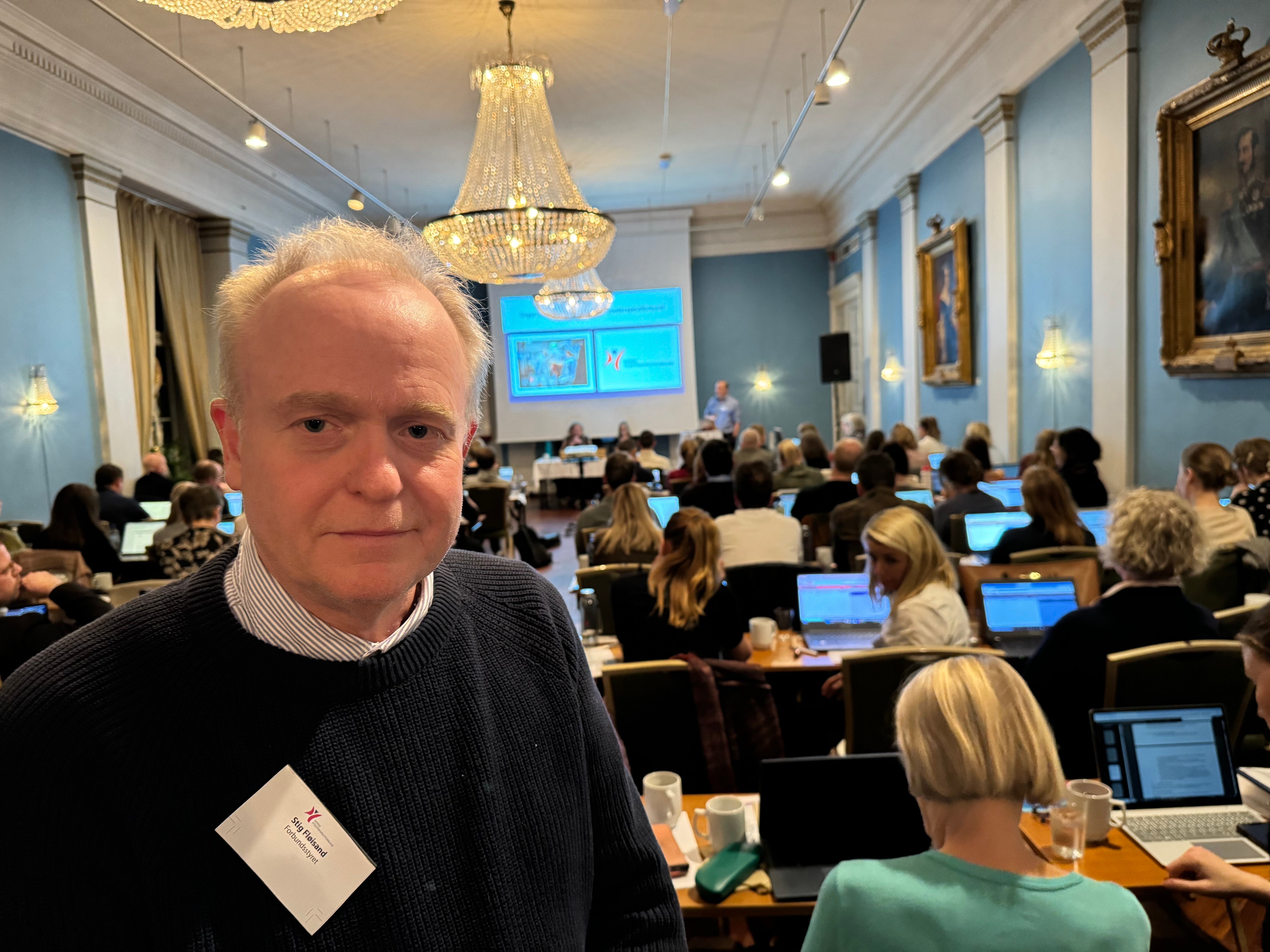 Stig foran landsmøtet-1
